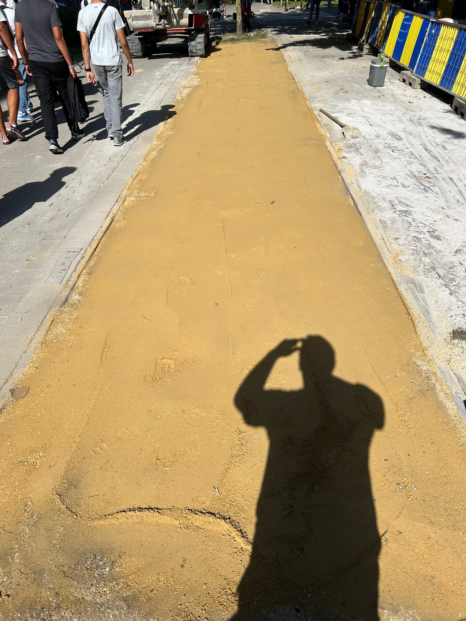 Parking in grind (dolomiet)